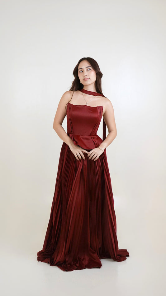 Eva Aguspina | Pleated Tube gown with neck sash