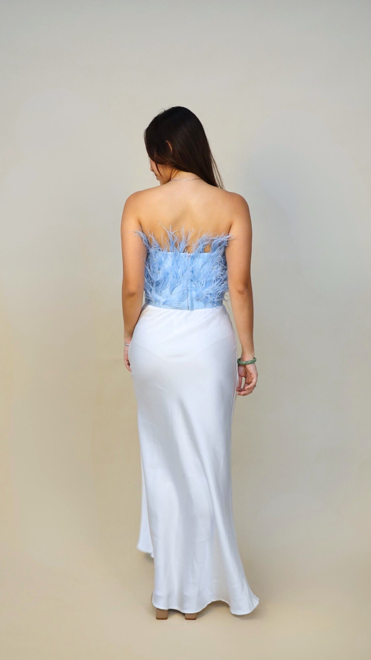 Roni Yu | Feather Top