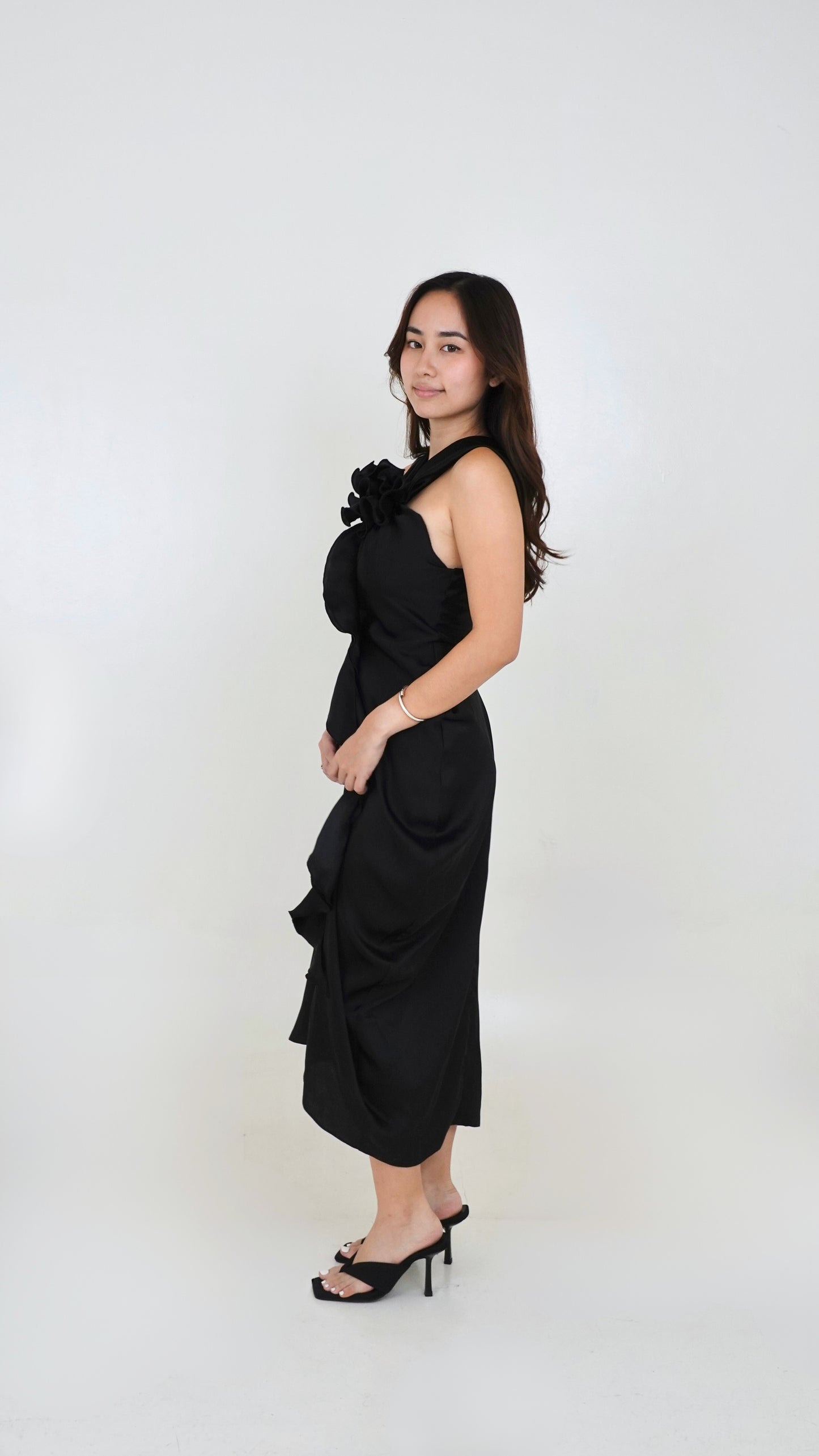 Must Hav | Halter Ruffle Dress