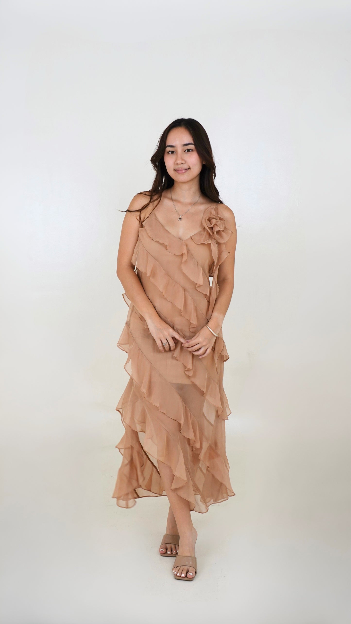 Must Hav | Nude Ruffle midi dress