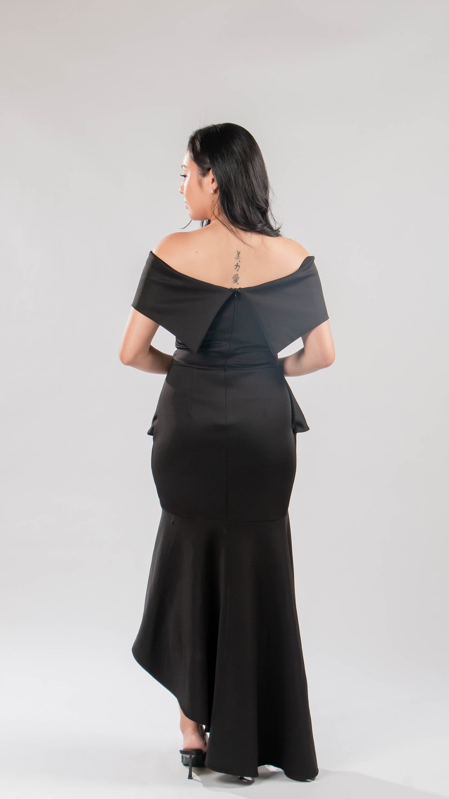 Off shoulder mermaid gown
